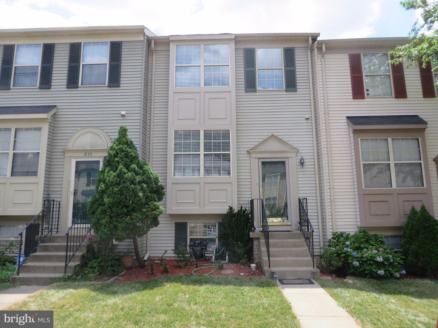 1939 Winslow Ct, Woodbridge, VA 22191 - photo 1