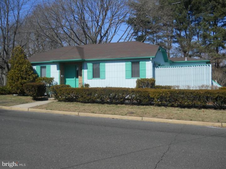 401 Cedar Ave, Lindenwold, NJ 08021 - photo 1