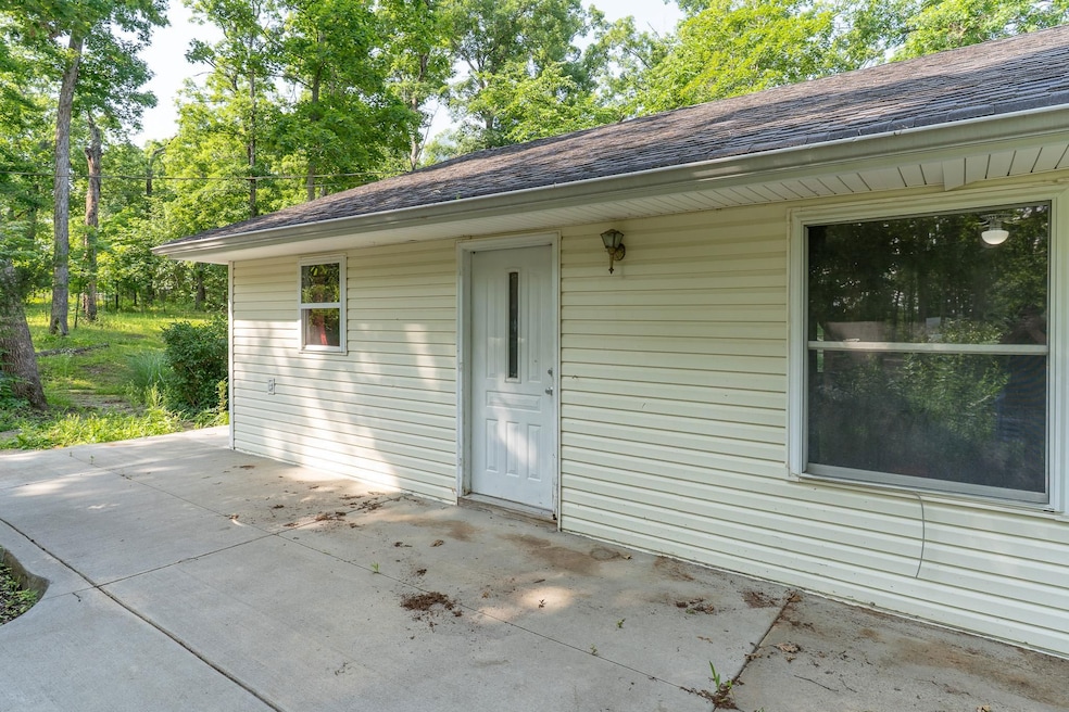 47 Skyline Dr N, New Florence, MO 63363 - photo 1