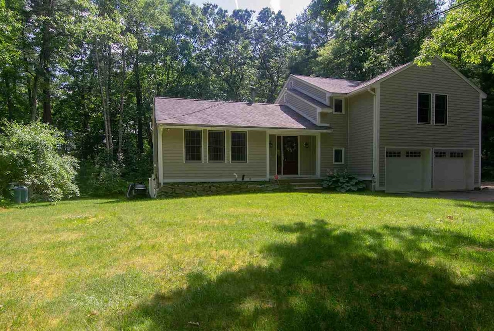 6 Edgewood Dr, Hudson, NH 03051 - photo 1