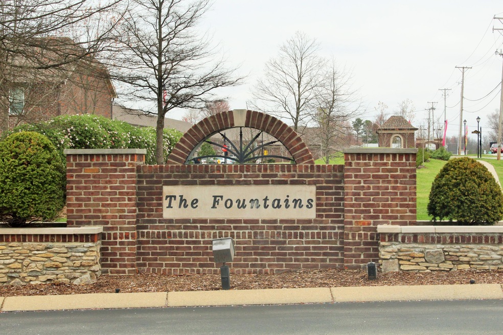 8545 Grand Neptune Dr unit 2102, Louisville, KY 40228 - photo 1