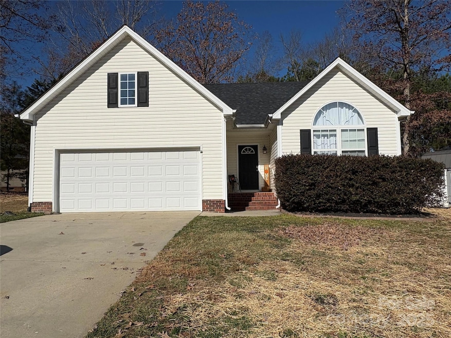 517 Kittiewake Ln unit 65, Clover, SC 29710 - photo 1