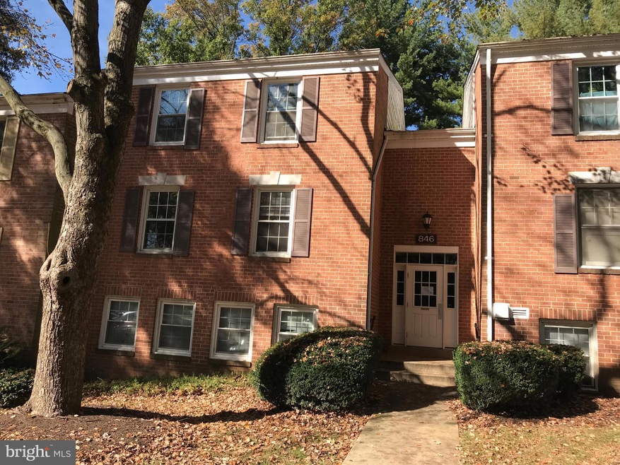 846 Quince Orchard Blvd unit 101, Gaithersburg, MD 20878 - photo 1