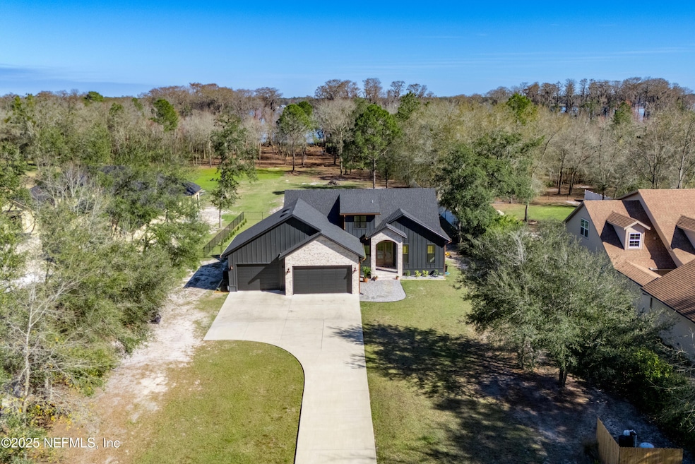 10435 SW 80th Place, Hampton, FL 32044 - photo 1