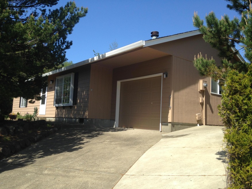 3712 SE 37th Ct, Lincoln City, OR 97367 - photo 1