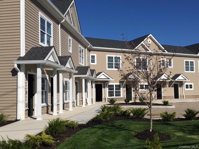 115 Evergreen St unit 106, West Babylon, NY 11704 - photo 1