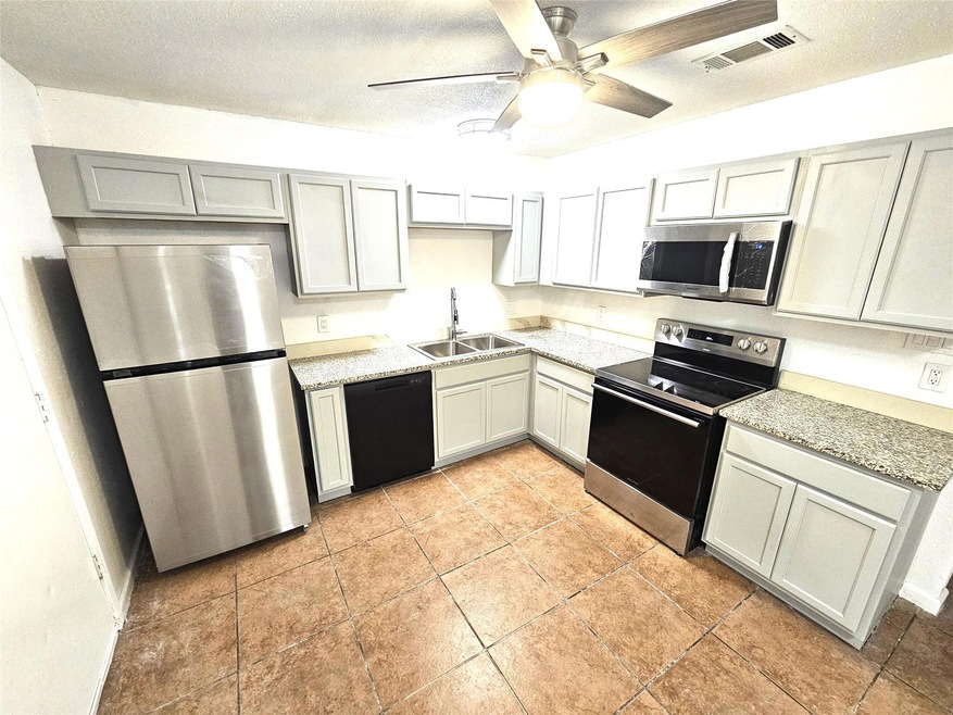 Newlly remodeled kitchen with lots of newly instal