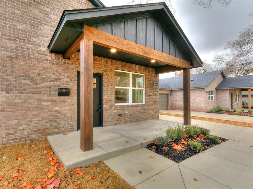 2124 NE 14th St, Oklahoma City, OK 73117 - photo 1