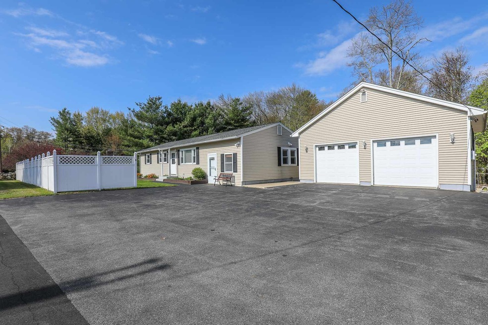 163 Back River Rd, Bedford, NH 03110 - photo 1