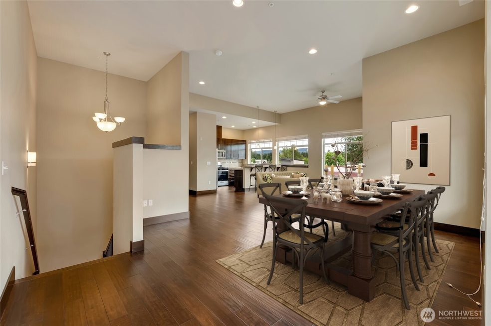 4020 NE 3rd Place, Renton, WA 98056 - photo 1