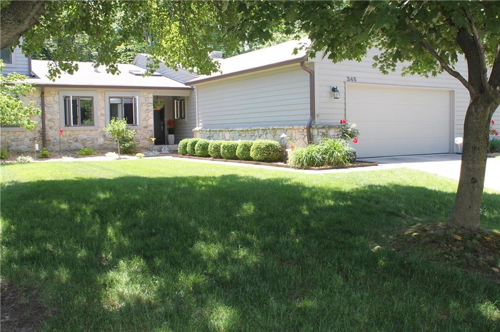 2 Bedroom, 2 Bath Condo Plus 3 Car Garage