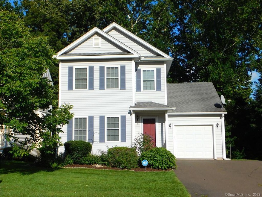 Detached Colonial