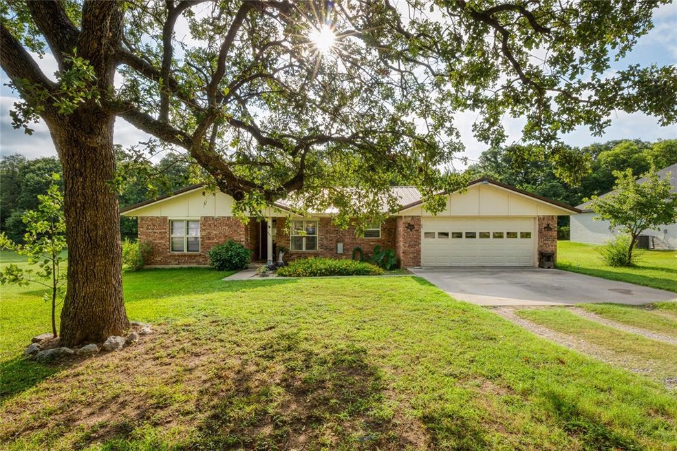 425 Sage Trail, Springtown, TX 76082 - photo 1