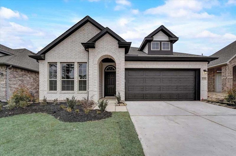 The Cloverstone - E Exterior