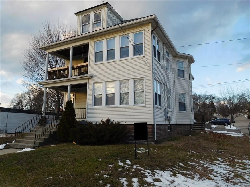 881 Smith St, Providence, RI 02908 - photo 1