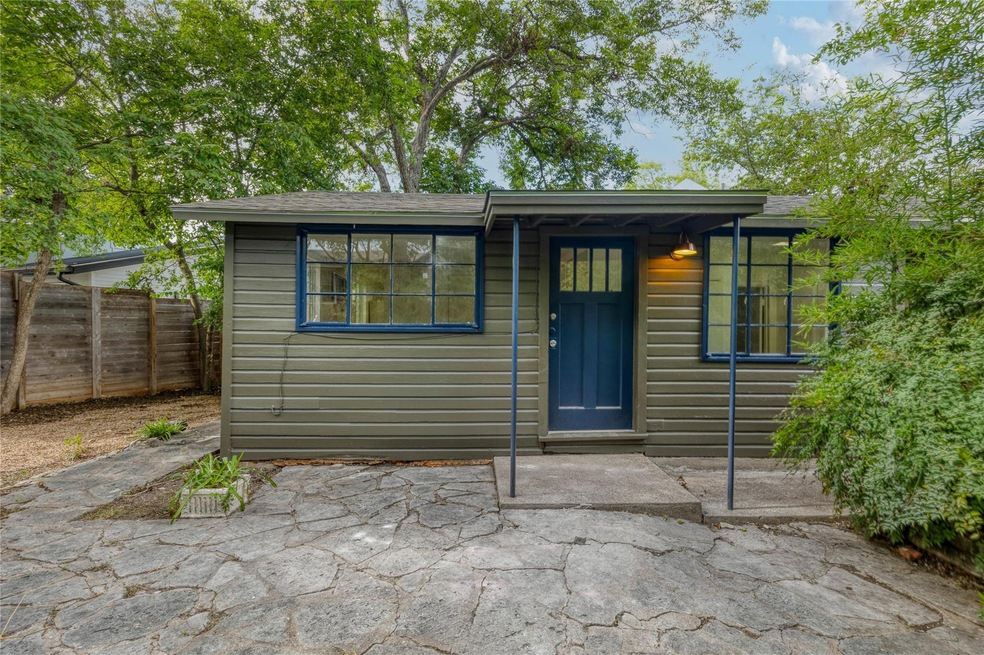 3400 Lafayette Ave unit B, Austin, TX 78722 - photo 1