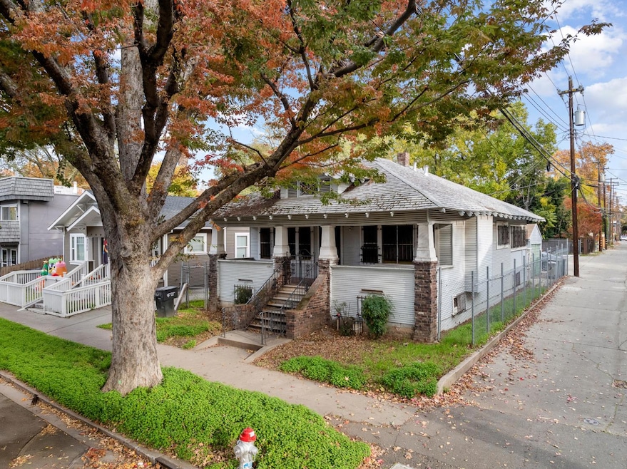 2215 17th St, Sacramento, CA 95818 - photo 1