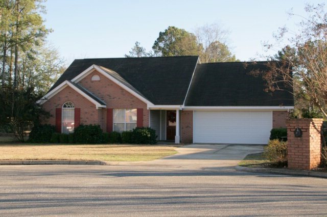 108 E Roxbury Rd, Dothan, AL 36305 - photo 1