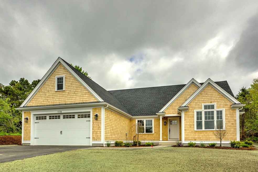 118 Abbey Gate Rd, Cotuit, MA 02635 - photo 1