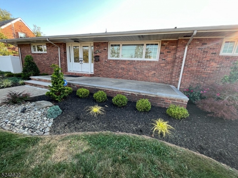 301 Carteret Ave, Carteret, NJ 07008 - photo 1