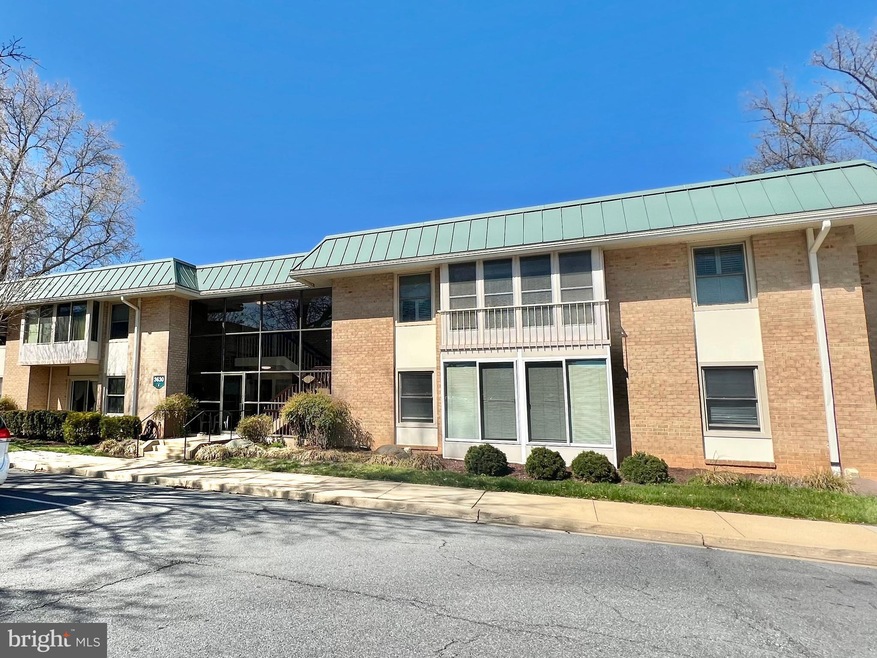 3630 Gleneagles Dr unit 81C, Silver Spring, MD 20906 - photo 1