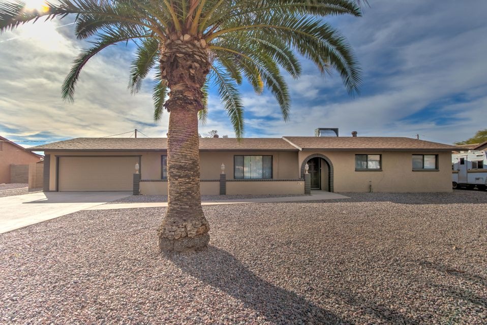 927 E Navajo Ave-1
