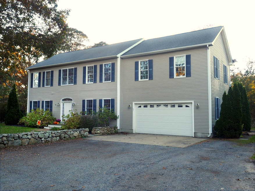 81 Rogers Way, Oak Bluffs, MA 02557 - photo 1