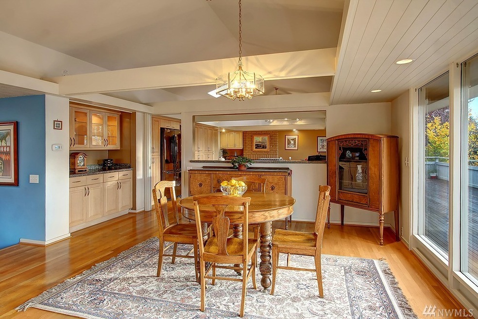 8420 SE 47th St, Mercer Island, WA 98040 - photo 1