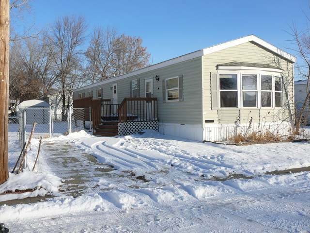 222 E Deer St, Mandan, ND 58554 - photo 1
