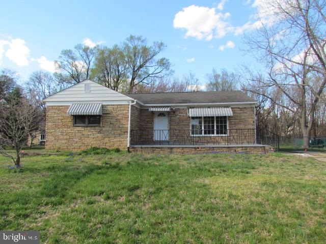 1974 Little Dr, Woodbury, NJ 08096 - photo 1