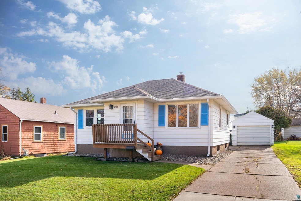 4728 Glenwood St, Duluth, MN 55804 - photo 1