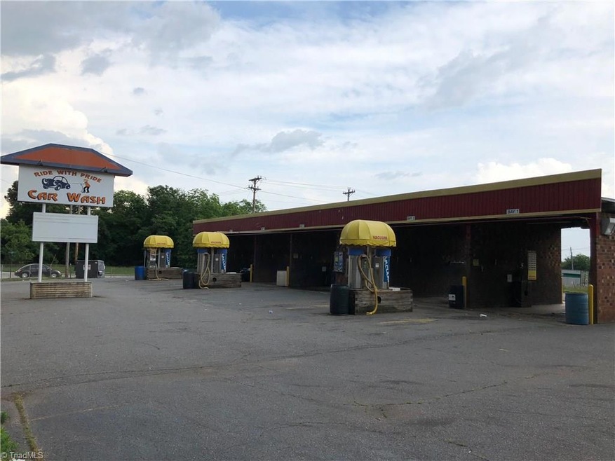 101 W Allison St, Statesville, NC 28677 - photo 1