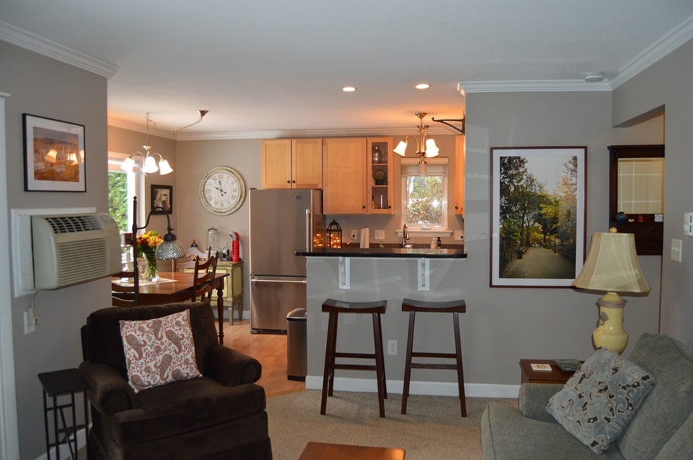 39 Saint Kolbe Dr unit 39D, Holyoke, MA 01040 - photo 1