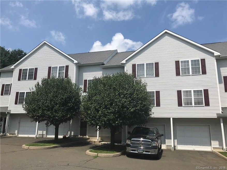 11 Mannions Ln unit 21, Danbury, CT 06810 - photo 1