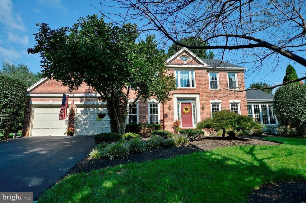 15430 Snowhill Ln, Centreville, VA 20120 - photo 1
