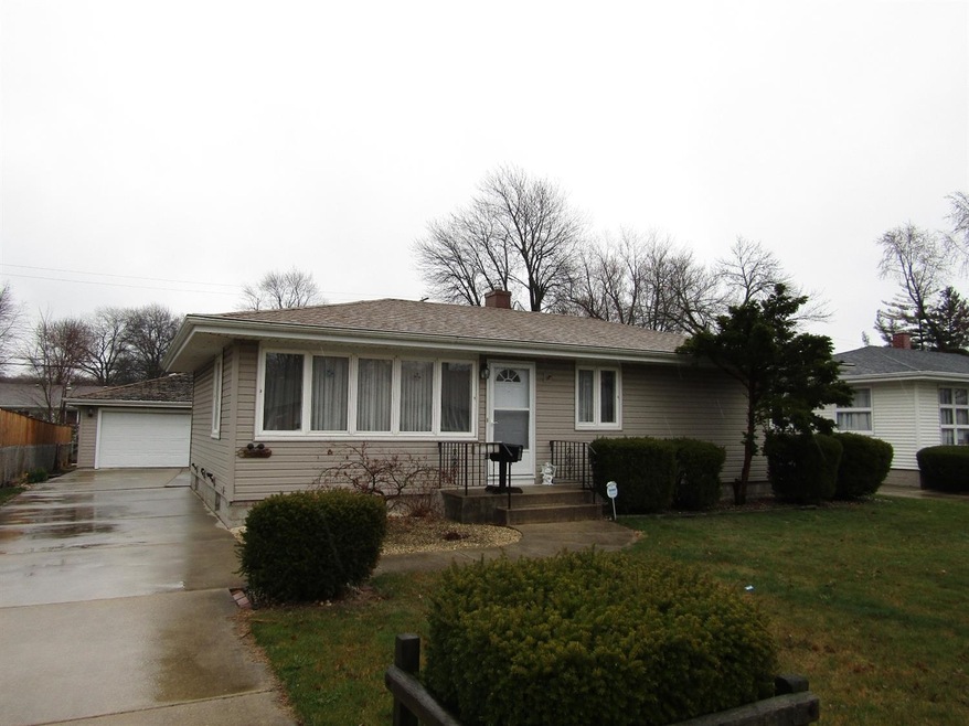 9019 Hess Dr, Highland, IN 46322 - photo 1