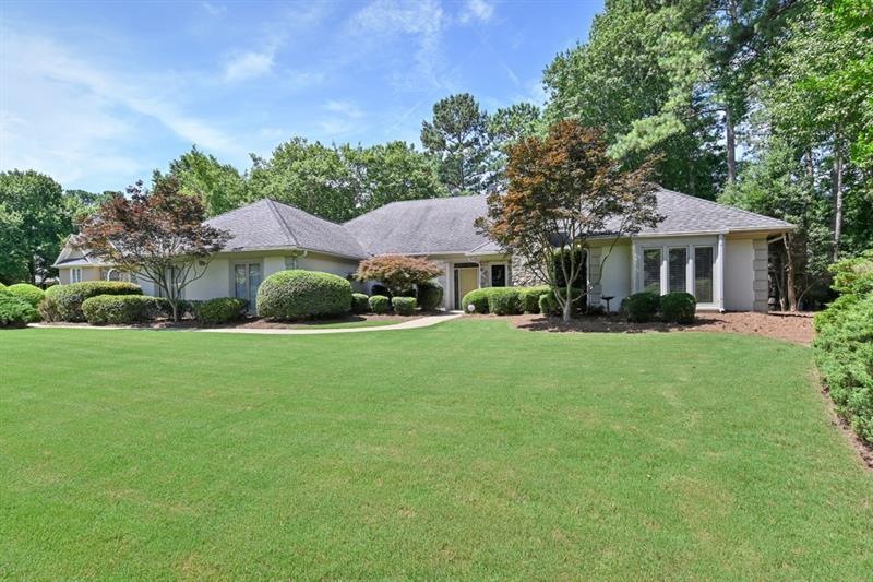 1951 Seven Seas Ct, Alpharetta, GA 30005 - photo 1
