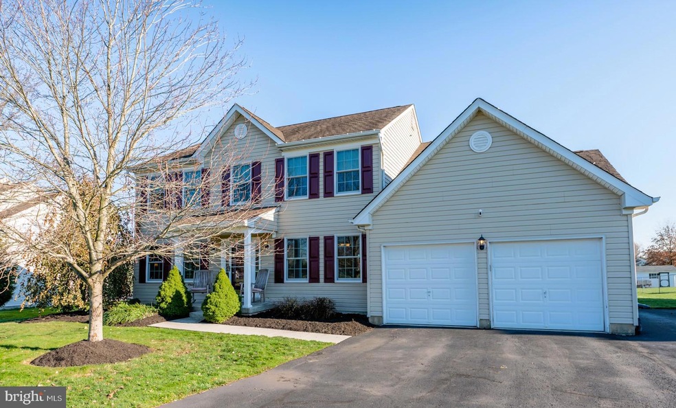 1008 E 4th St, Red Hill, PA 18076 - photo 1