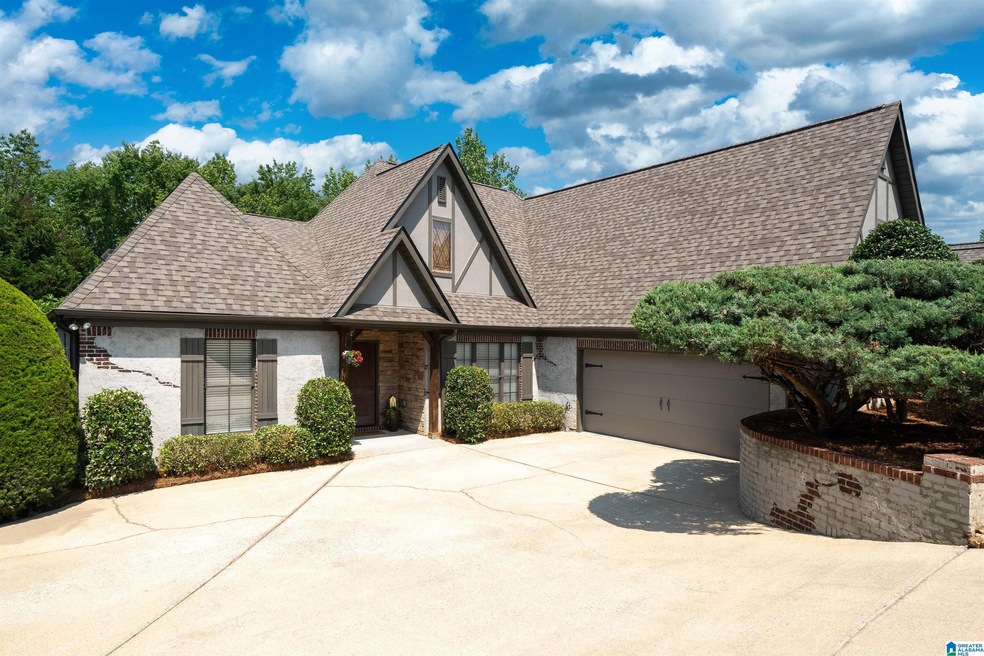 Under Contract $385,000 • Co-Listing Agent