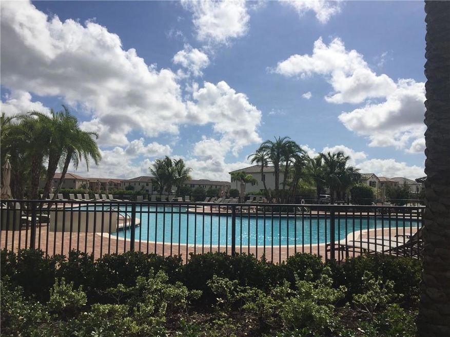 Club House Pool