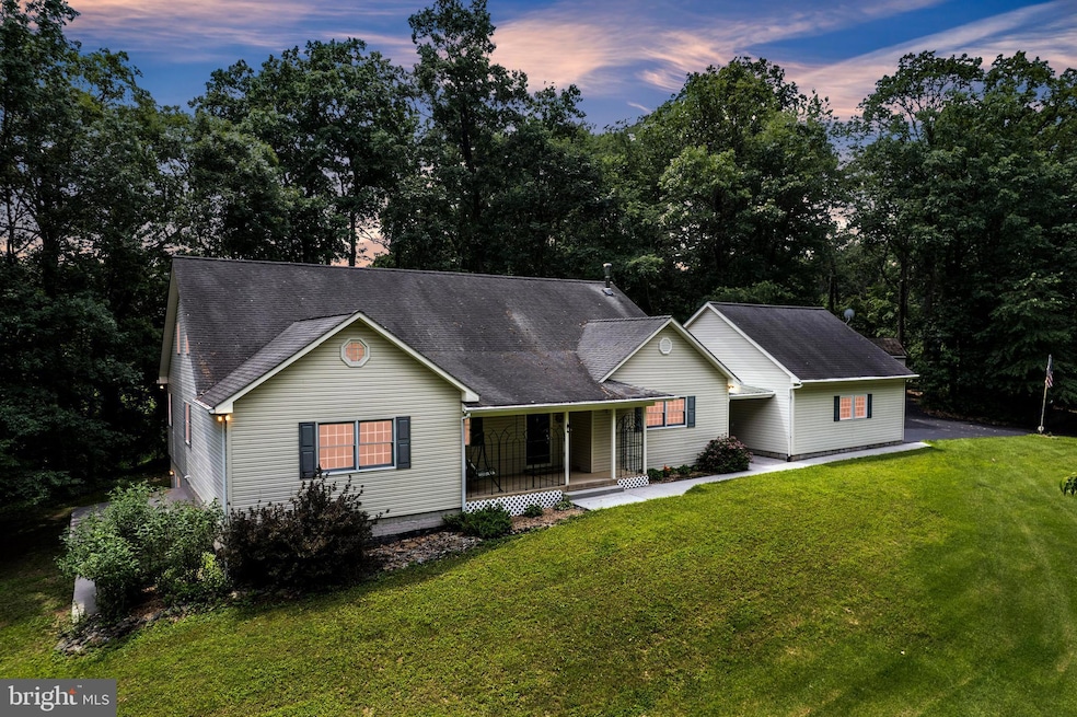 1281 Guadelupe Dr, Westminster, MD 21157 - photo 1