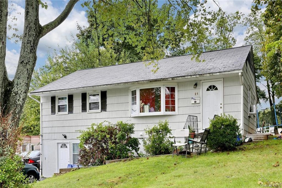 Pending $479,999 • Co-Listing Agent