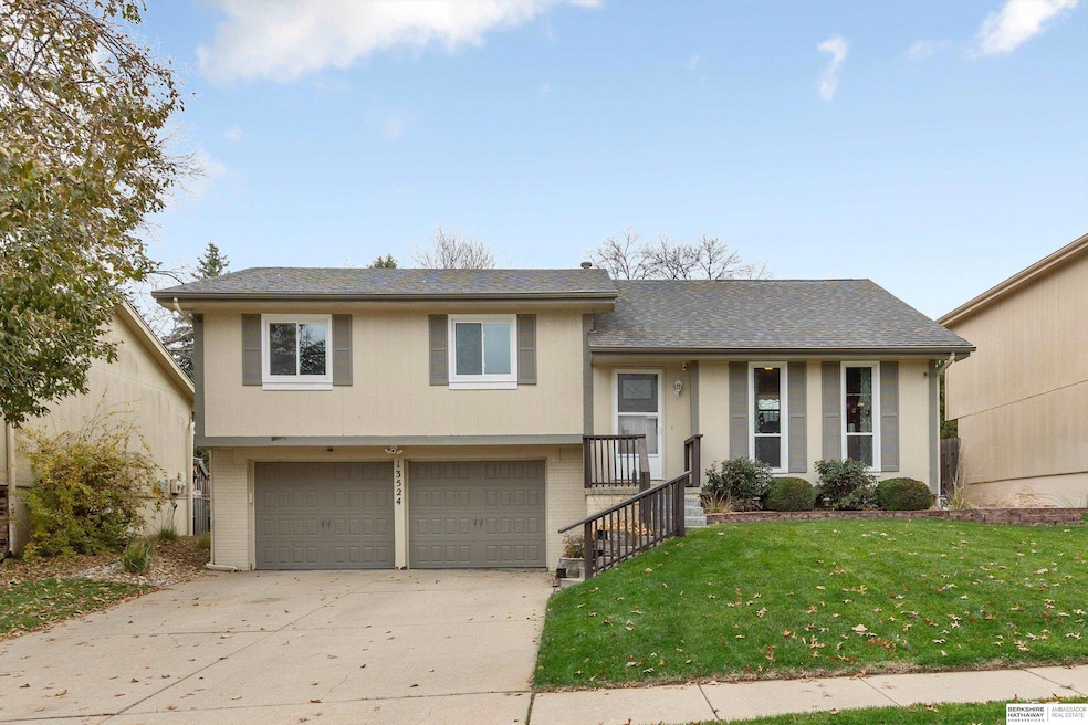 13524 Redwood St, Omaha, NE 68138 - photo 1