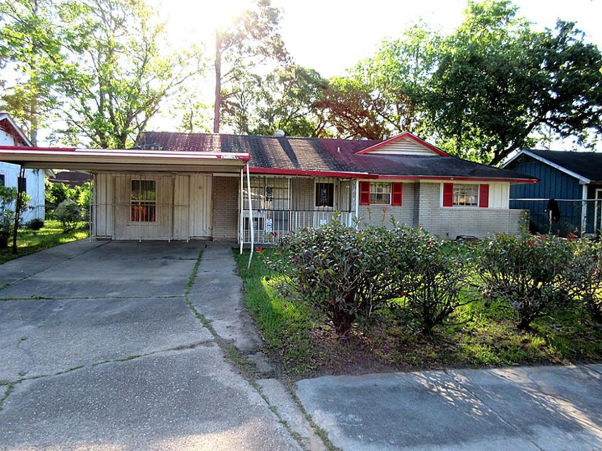 10510 Royal Oaks Dr, Houston, TX 77016 - photo 1