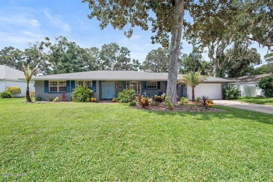 01_48OakmontCir_57_FrontView_LowRes