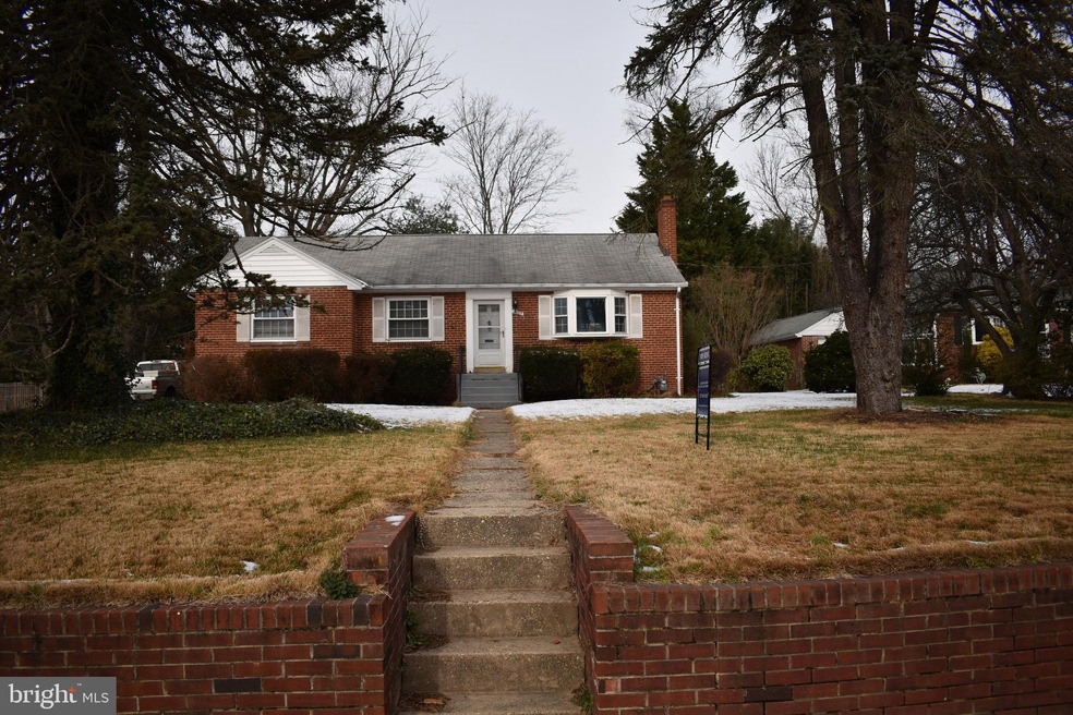 6627 32nd St N, Arlington, VA 22213 - photo 1