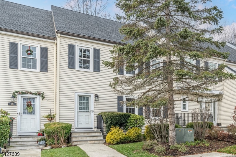 21 Galway Dr, Mendham, NJ 07945 - photo 1