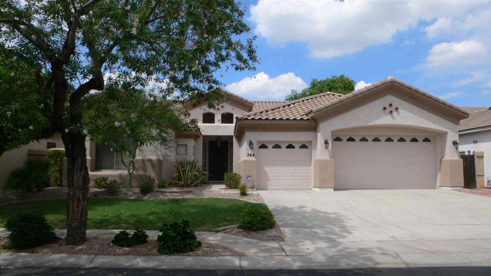 Verde Lane front
