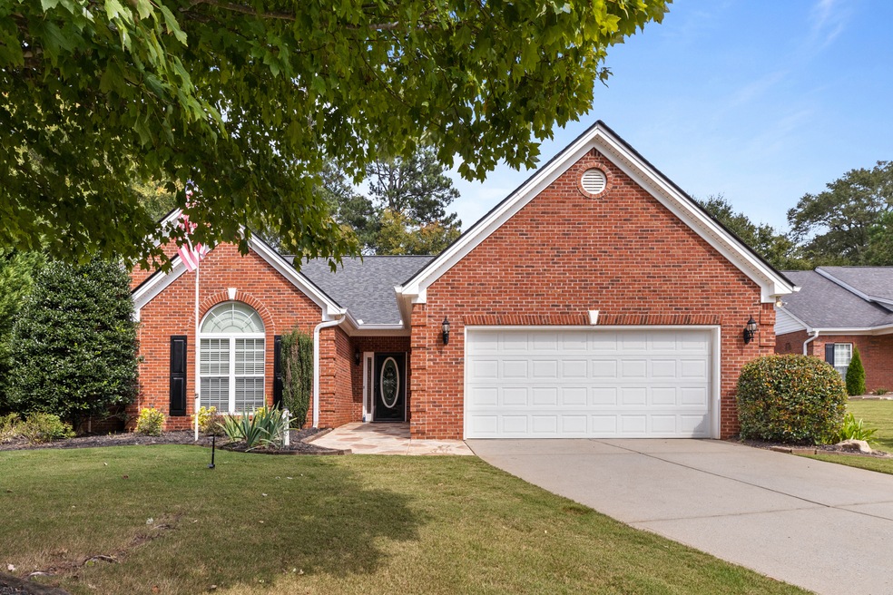 518 Park Place Ct, Social Circle, GA 30025 - photo 1