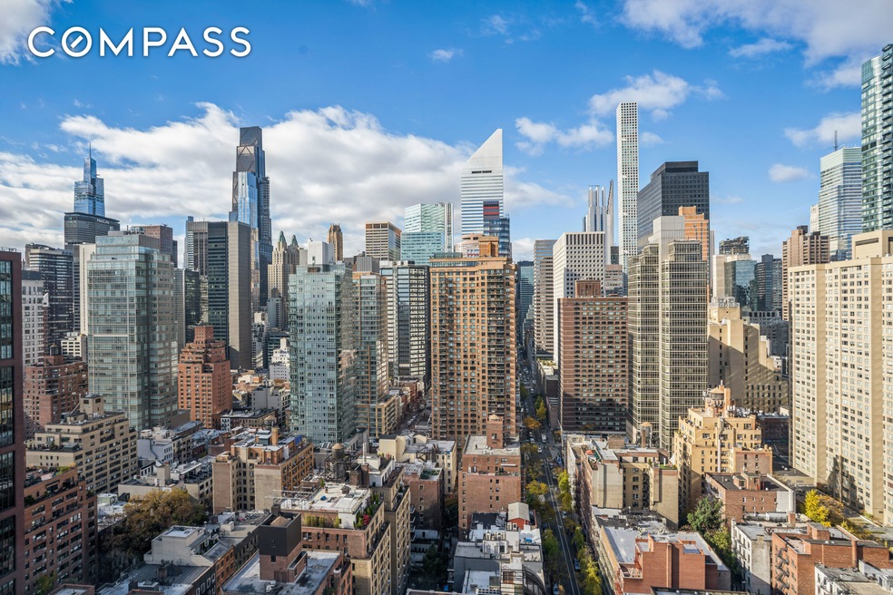 The Revere unit 31C, New York, NY 10022 - photo 1